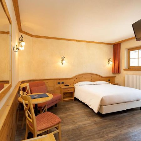 Hotel La Pastorella Ливиньо Екстериор снимка