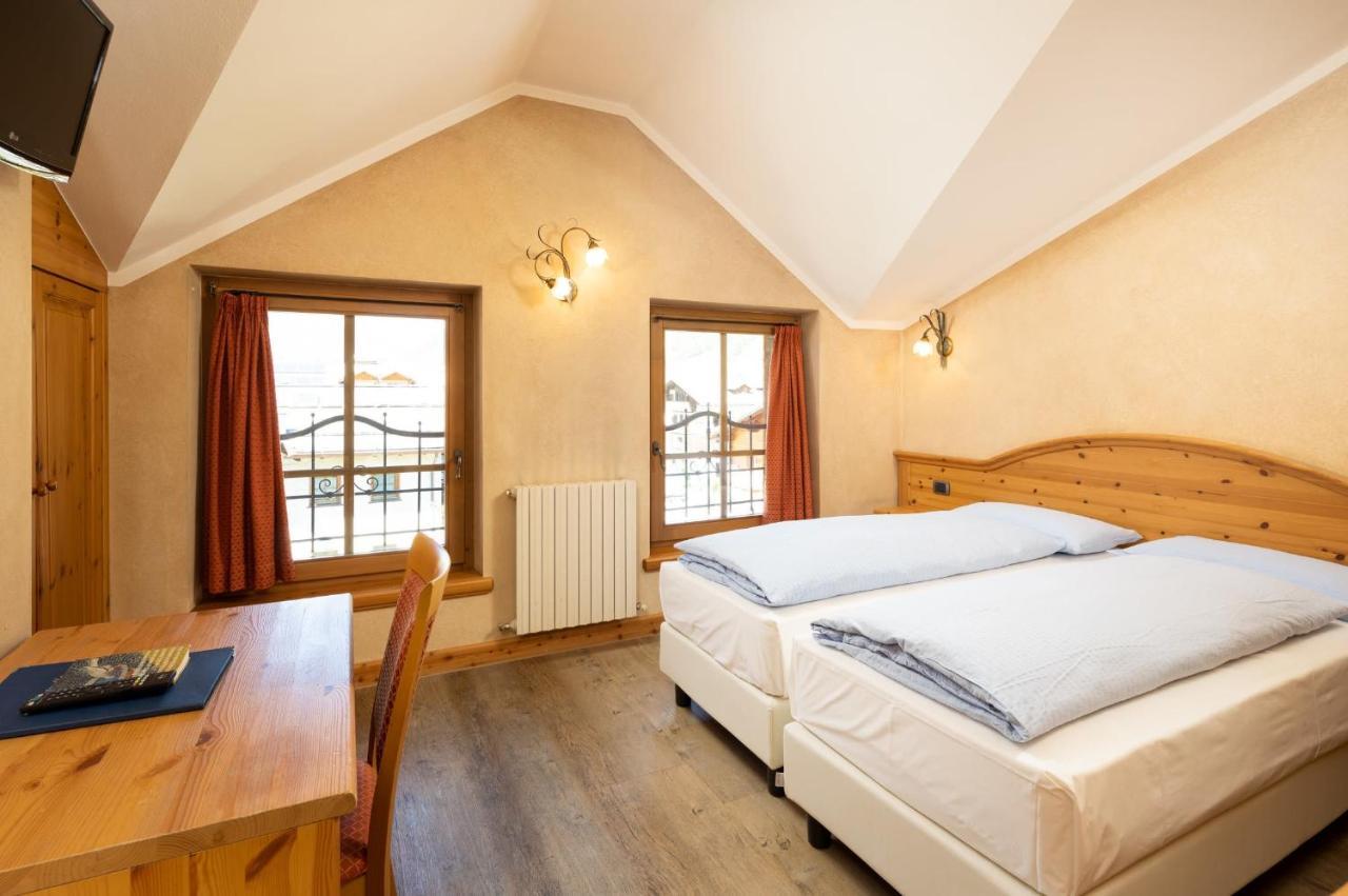 Hotel La Pastorella Ливиньо Екстериор снимка