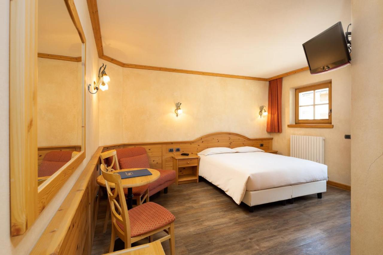 Hotel La Pastorella Ливиньо Екстериор снимка