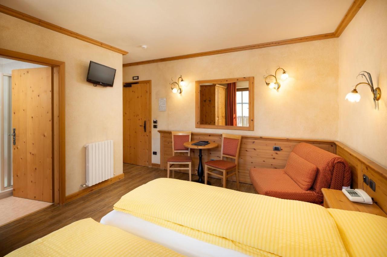 Hotel La Pastorella Ливиньо Екстериор снимка