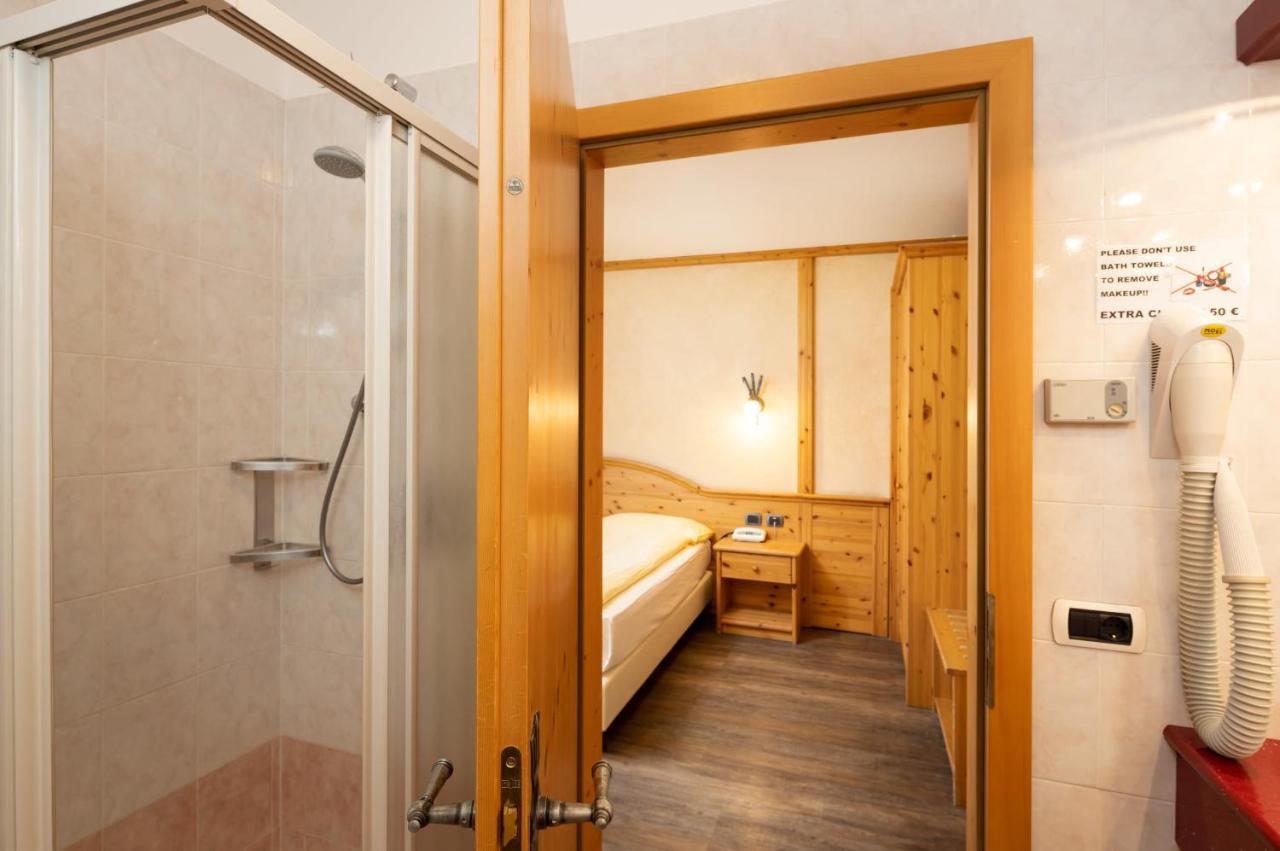 Hotel La Pastorella Ливиньо Екстериор снимка