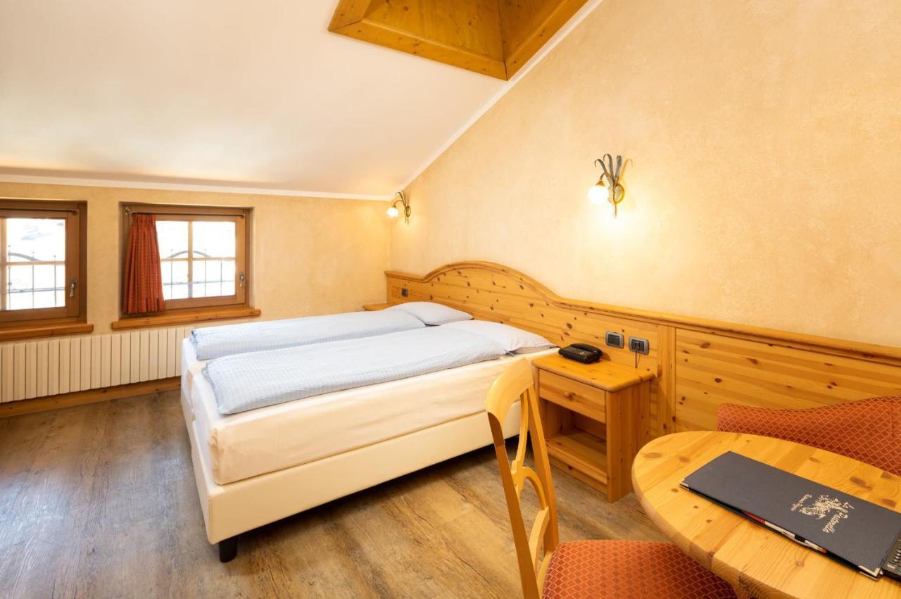 Hotel La Pastorella Ливиньо Екстериор снимка