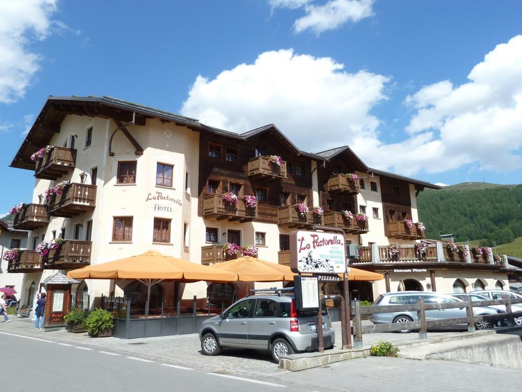 Hotel La Pastorella Ливиньо Екстериор снимка