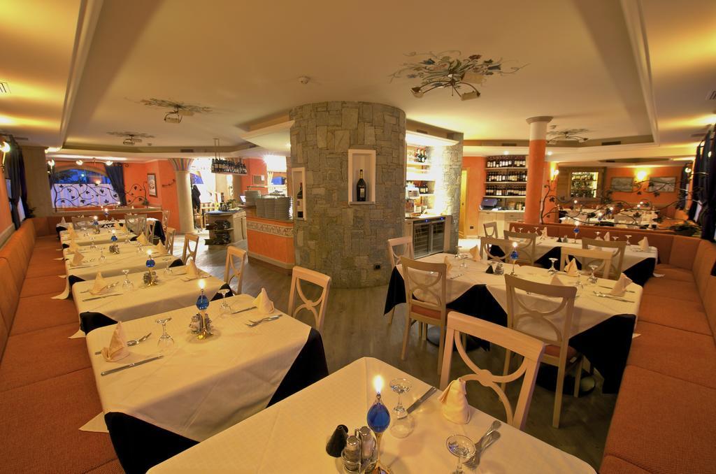 Hotel La Pastorella Ливиньо Екстериор снимка