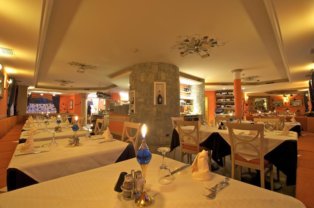 Hotel La Pastorella Ливиньо Екстериор снимка