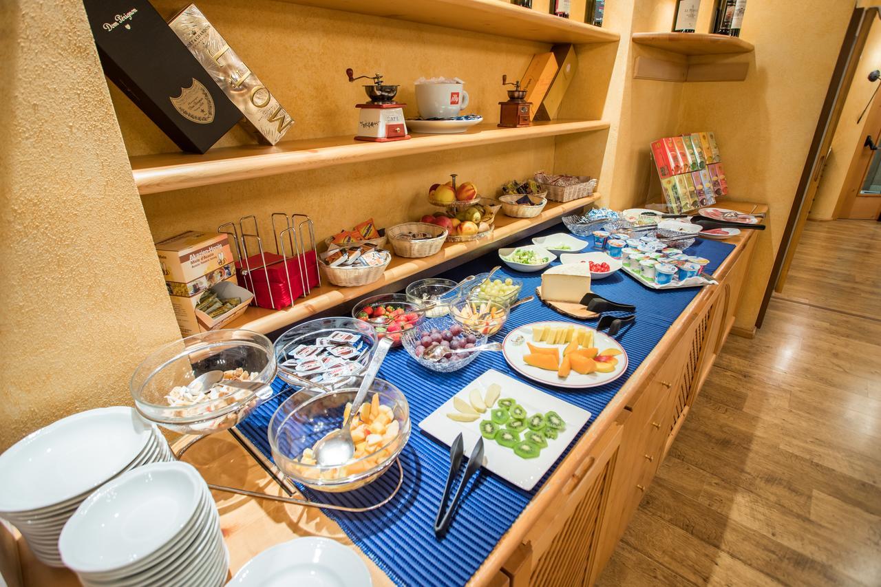 Hotel La Pastorella Ливиньо Екстериор снимка